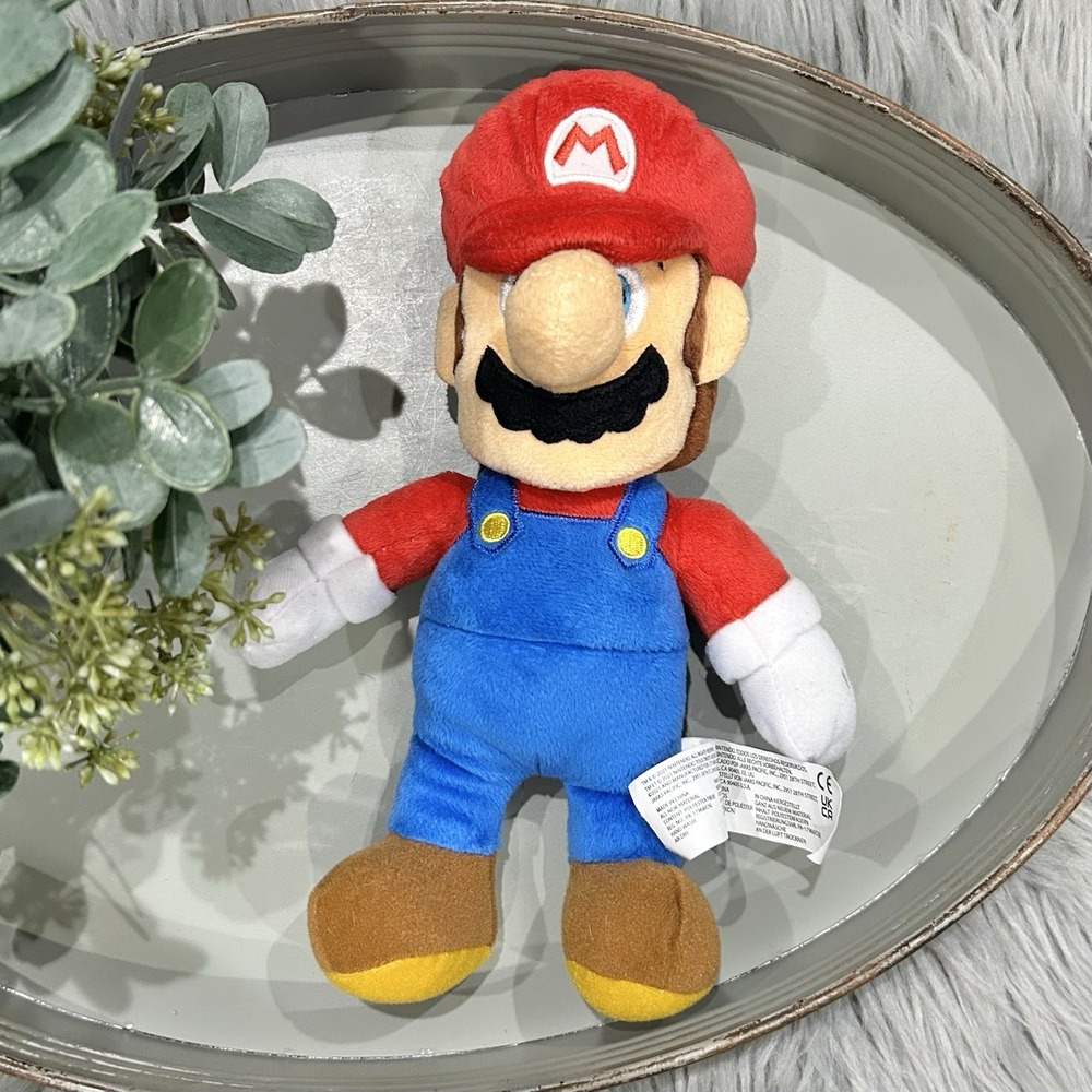 2021 Nintendo Mario 10" Plush Toy Super Mario Bros. Stuffed Animal Display Piece